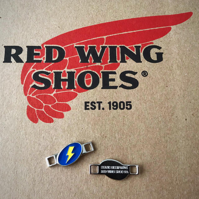 REDWING(レッドウィング)の【レッドウィング】非売品 純正レースキーパー(稲妻) 1組 メンズの靴/シューズ(ブーツ)の商品写真