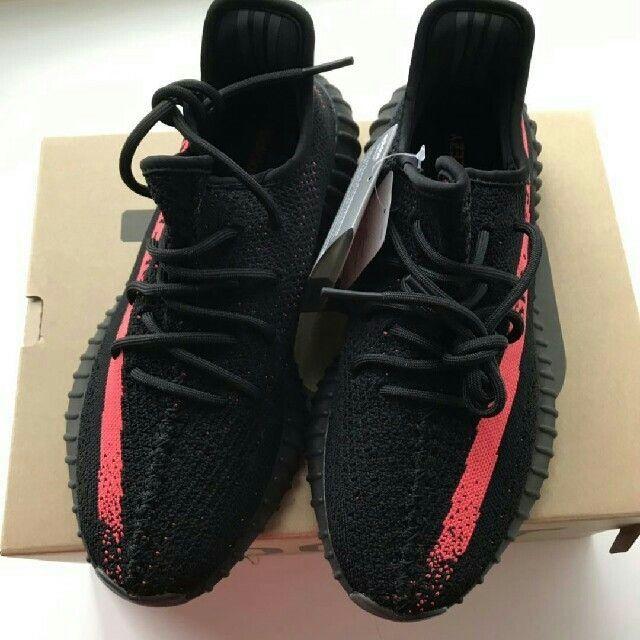 NIKE(ナイキ)のYEEZY BOOST 350 V2 BRACK RED 28.5cm メンズの靴/シューズ(スニーカー)の商品写真