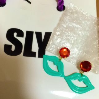 スライ(SLY)の【SLY】リップイアリング♡新品(イヤリング)