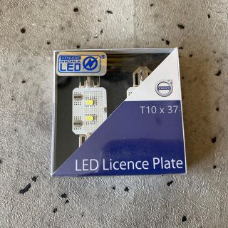 ボルボ(Volvo)のVOLVO ボルボ純正 ナンバーLED T10×37 2個入り 新品 未使用品(車種別パーツ)