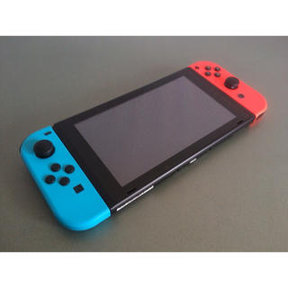 ニンテンドースイッチ(Nintendo Switch)の【送料無料】Nintendo Switch 本体(家庭用ゲーム機本体)