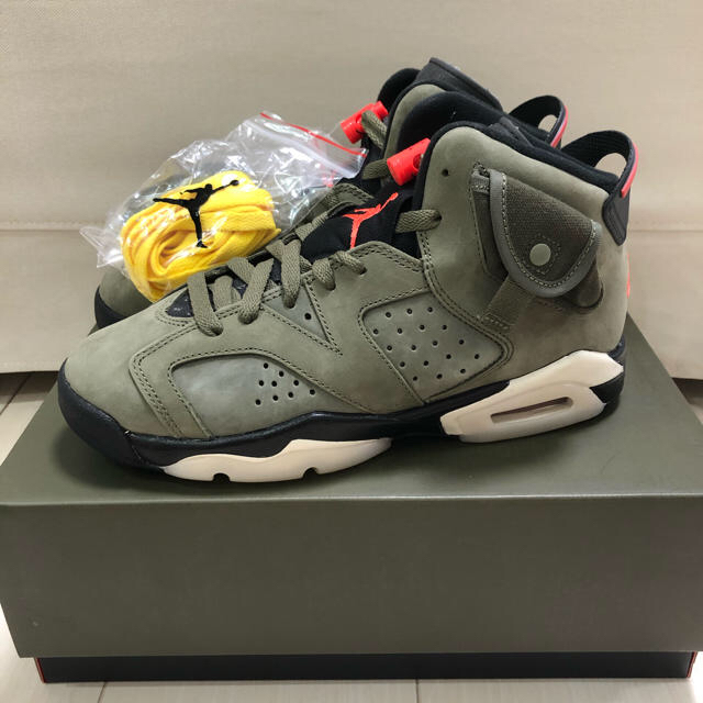 NIKE(ナイキ)の送料込み 24cm NIKE AIR JORDAN 6 GS トラビススコット レディースの靴/シューズ(スニーカー)の商品写真