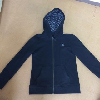 BURBERRY(パーカー)のフリマアイテム一覧 BURBERRY(パーカー)のフリマアイテム一覧