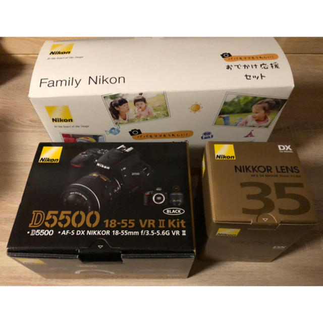 Nikon(ニコン)のセール価格 Nikon D5500 レンズキット 単焦点レンズ等おまけ多数 スマホ/家電/カメラのカメラ(デジタル一眼)の商品写真