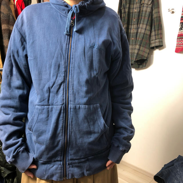 組み合わせ自由自在 STUSSY 刺繍フルジップパーカー - パーカー