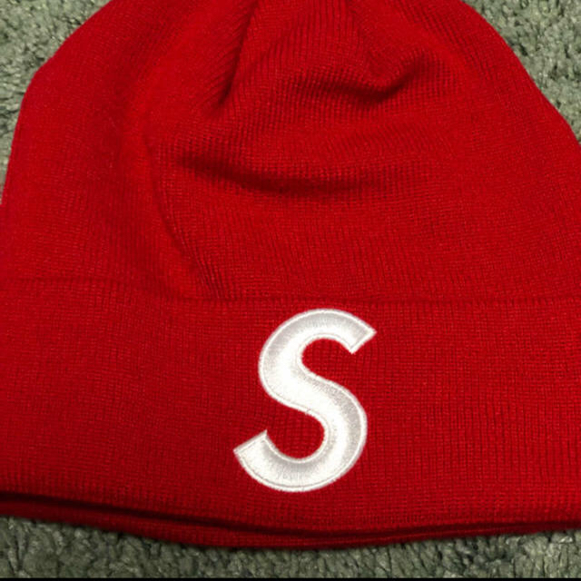Supreme(シュプリーム)のSupreme s logo ビーニー 2個セット。 メンズの帽子(ニット帽/ビーニー)の商品写真
