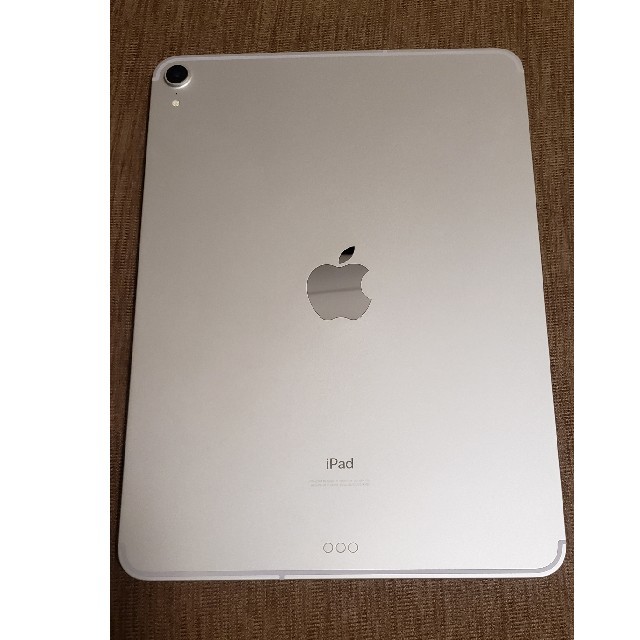 Apple(アップル)のiPad Pro 11インチ 64GB SIMフリー 保証有 スマホ/家電/カメラのPC/タブレット(タブレット)の商品写真