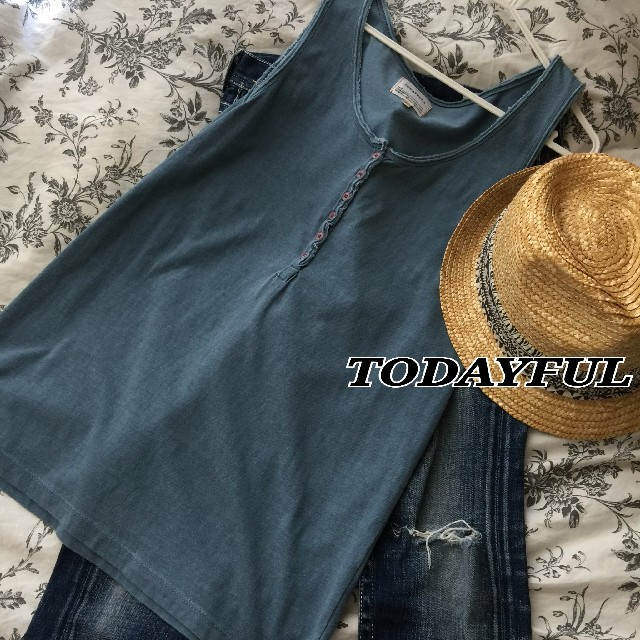 TODAYFUL(トゥデイフル)のTODAYFUL ボタン付き タンクトップ Ungrid goa レディースのトップス(タンクトップ)の商品写真