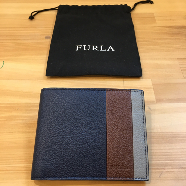 Furla(フルラ)の【新品未使用 限定】FURLA フルラ　メンズ　二つ折りウォレット メンズのファッション小物(折り財布)の商品写真