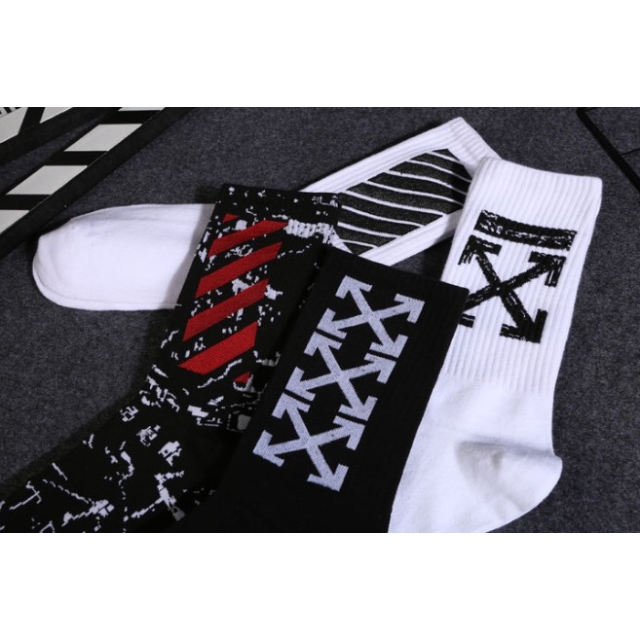 OFF-WHITE(オフホワイト)のOFF WHITE 風 / ソックス / ブラック  tripretta メンズのレッグウェア(ソックス)の商品写真