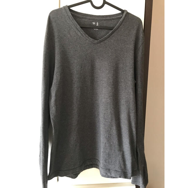 GAP(ギャップ)のギャップ GAP カットソー 長袖 シャツ グレー チャコールグレー メンズのトップス(Tシャツ/カットソー(七分/長袖))の商品写真