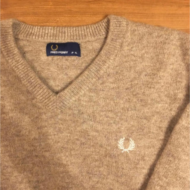 FRED PERRY   Vネックニット