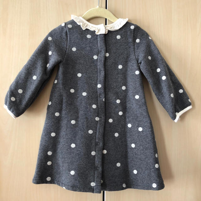 PETIT BATEAU(プチバトー)のみかん様専用　プチバトー 18m 裏起毛 ドット ワンピース キッズ/ベビー/マタニティのベビー服(~85cm)(ワンピース)の商品写真