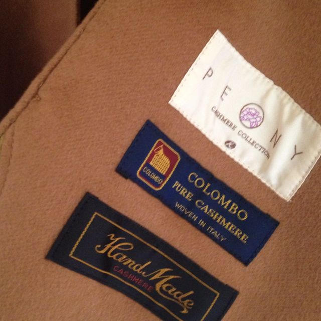 TOMORROWLAND(トゥモローランド)の定価10万 ピュアカシミヤ コート レディースのジャケット/アウター(ピーコート)の商品写真
