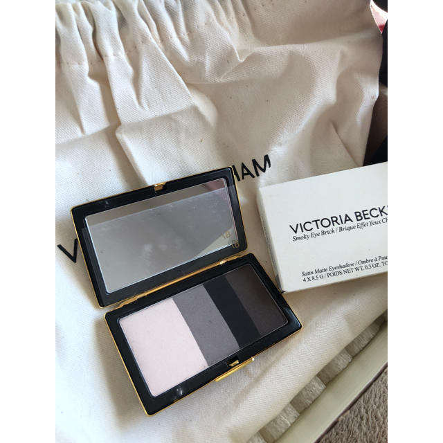 VICTORIA BECKHAM BEAUTYヴィクトリアベッカム　アイシャドウ 1