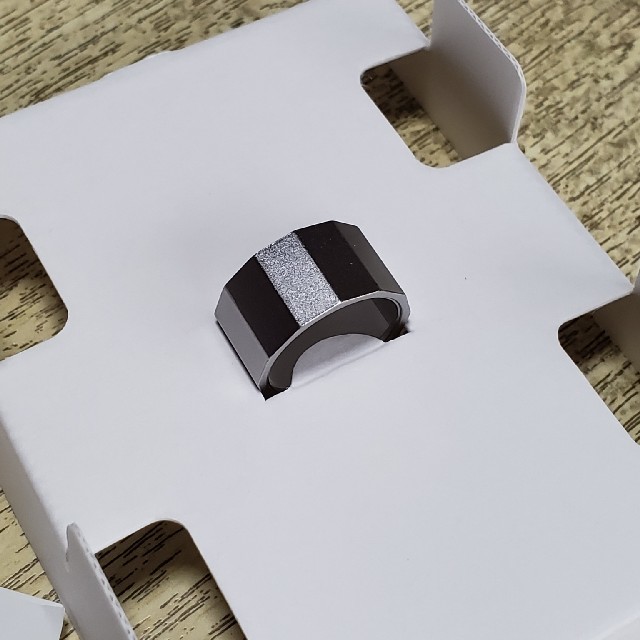 プルームテックプラス プレミアムリング シルバー メンズのファッション小物(タバコグッズ)の商品写真