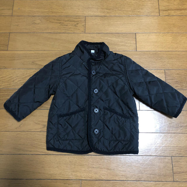 MUJI (無印良品)(ムジルシリョウヒン)の無印良品　ベビー　中綿ジャケット　サイズ80 黒 キッズ/ベビー/マタニティのベビー服(~85cm)(ジャケット/コート)の商品写真