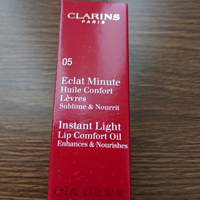 CLARINS(クラランス)のクラランス コンフォートリップオイル 05 タンジェリン コスメ/美容のベースメイク/化粧品(リップグロス)の商品写真