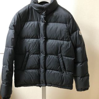 モンクレール(MONCLER)のMONTCLAR ブラック　ダウンジャケット(ダウンジャケット)