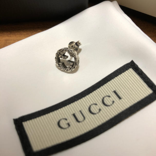 マーケット 正規品 GUCCI ピアス 片方 750 econet.bi