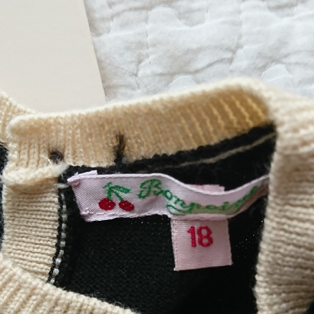 Bonpoint(ボンポワン)のbonpoint チェリー ニット 18m キッズ/ベビー/マタニティのベビー服(~85cm)(ニット/セーター)の商品写真