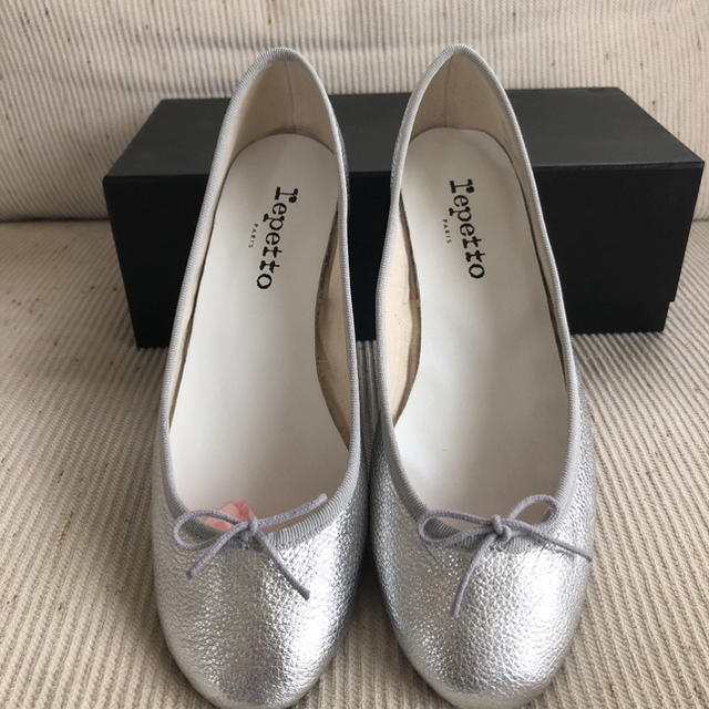 repetto(レペット)の★超可愛いレペット シルバー★ レディースの靴/シューズ(バレエシューズ)の商品写真