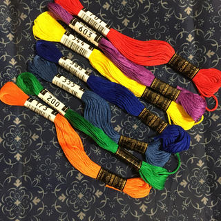 オリンパス(OLYMPUS)の値下げ‼️刺繍糸　7色セット(生地/糸)