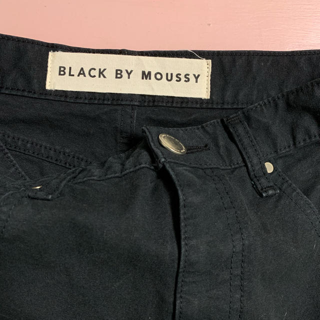 BLACK by moussy(ブラックバイマウジー)のJava カラーパンツ　ブラック レディースのパンツ(カジュアルパンツ)の商品写真