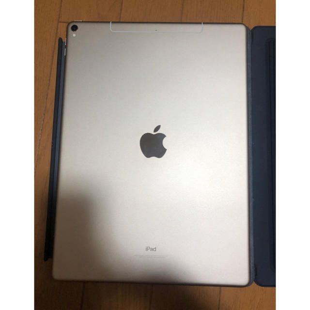 iPad(アイパッド)のはる様 iPad Pro wifi+cellular 256GB 第2世代  スマホ/家電/カメラのPC/タブレット(タブレット)の商品写真