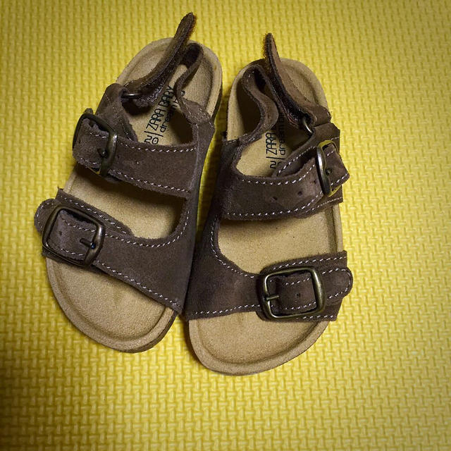 ZARA KIDS(ザラキッズ)のZARA BABY サンダル  キッズ/ベビー/マタニティのベビー靴/シューズ(~14cm)(サンダル)の商品写真