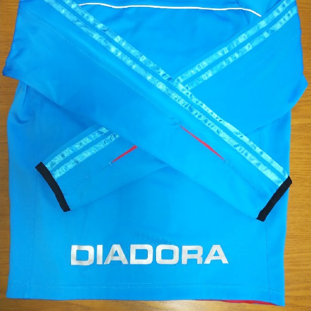 DIADORA(ディアドラ)のDIADORAレディース ウォームアップジャケット レディースのトップス(その他)の商品写真