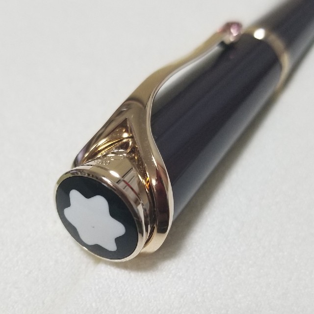 MONTBLANC(モンブラン)のMONTBLAC グレースケリー　ボールペン　新品　定価　70,000円超 インテリア/住まい/日用品のオフィス用品(その他)の商品写真