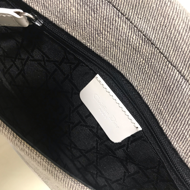 Christian Dior(クリスチャンディオール)のグレーのバッグ＊ レディースのバッグ(ハンドバッグ)の商品写真