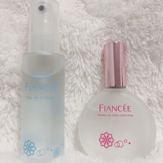 フィアンセ(FIANCEE)のフィアンセ ピュアシャンプーの香り ボディミスト&パルファンドトワレセット(香水(女性用))