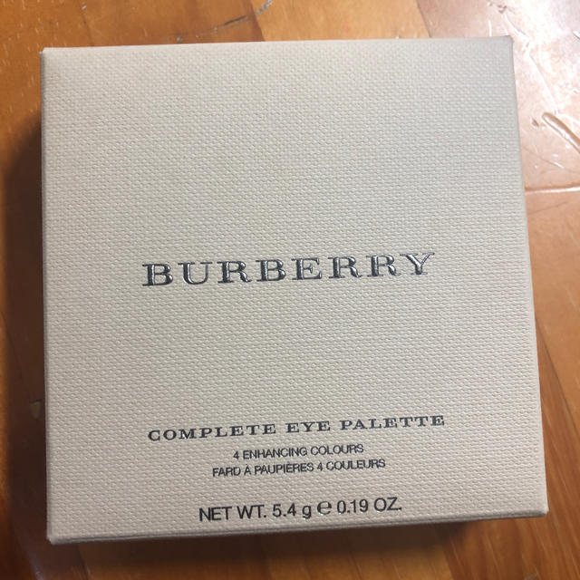 BURBERRY(バーバリー)のBurberryアイシャドウ コスメ/美容のベースメイク/化粧品(アイシャドウ)の商品写真