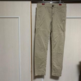 ユニクロ(UNIQLO)のユニクロ　ストレッチ入りチノパン　ベージュ(チノパン)