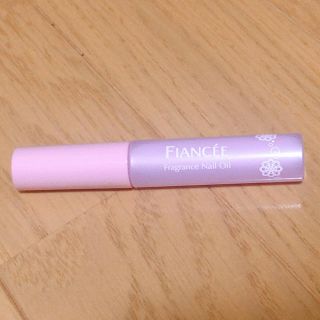 フィアンセ(FIANCEE)のフィアンセ　ネイルオイル(ネイルケア)