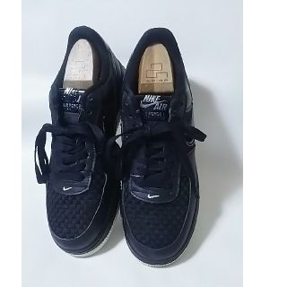 ナイキ(NIKE)の
希少入手困難編み込み!ナイキエアフォース1高級レザースニーカー人気の黒!


(スニーカー)