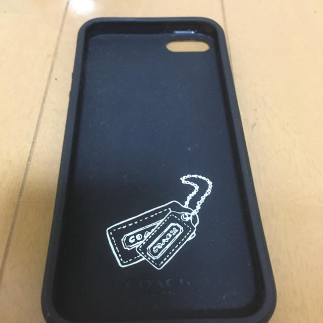 COACH(コーチ)の中古　COACHA コーチ　アイホンカバー　5S 6SE スマホ/家電/カメラのスマホアクセサリー(iPhoneケース)の商品写真