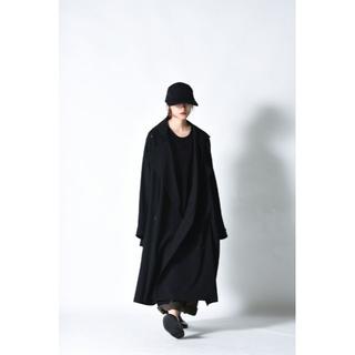 ヨウジヤマモト(Yohji Yamamoto)のBISHOOL ウールギャバ ビッグラペルトレンチコート 黒(トレンチコート)