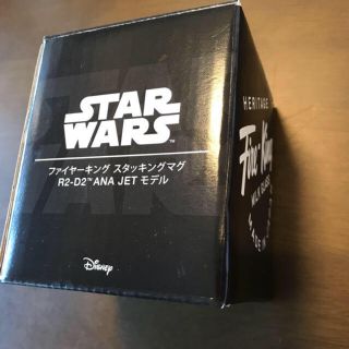 ディズニー(Disney)の限定品美品‼️スターウォーズマグカップ新品(グラス/カップ)