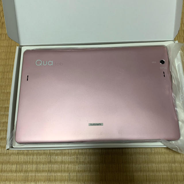 au Qua tab PZ  LGT32 品　本体のみ　ピンク 1