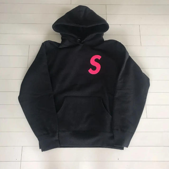 Supreme(シュプリーム)のsupreme s logo hooded sweatshirt メンズのトップス(パーカー)の商品写真