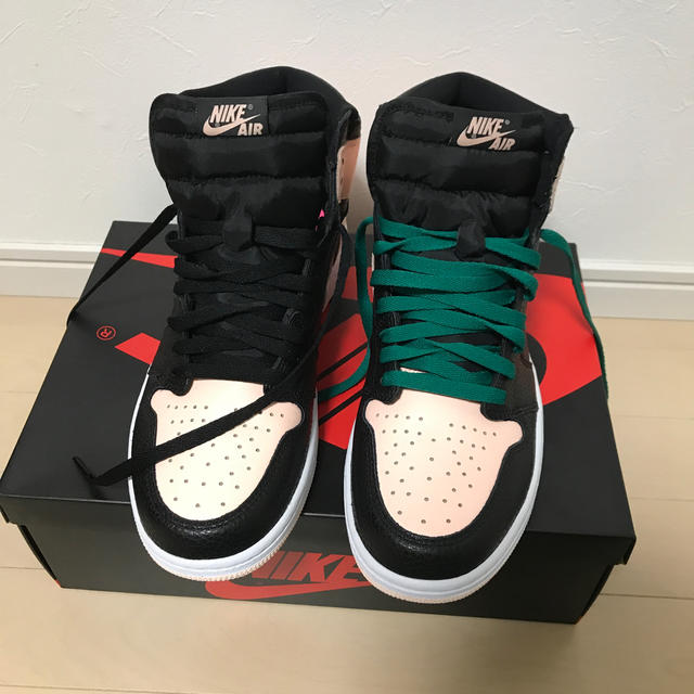 NIKE(ナイキ)のNIKE  AIR JORDAN 1 RETRO HIGH OG   メンズの靴/シューズ(スニーカー)の商品写真