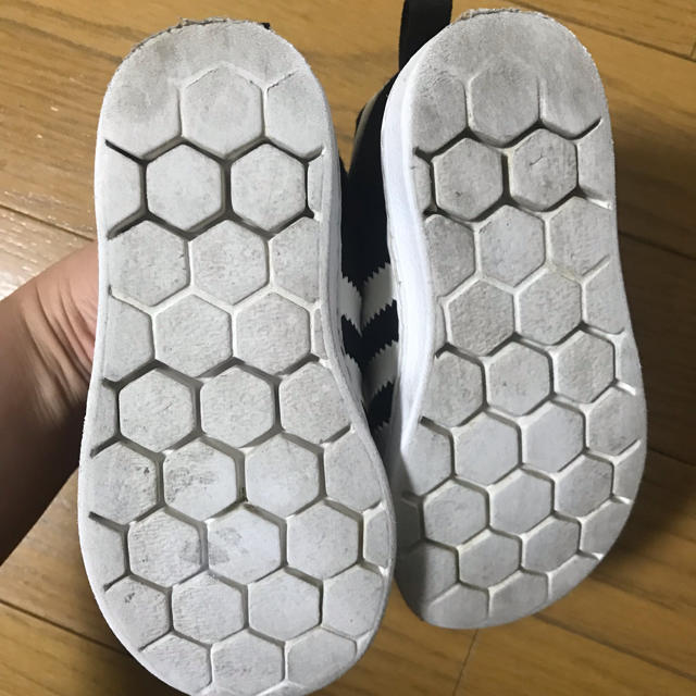 adidas(アディダス)のアディダス スニーカー 14センチ キッズ/ベビー/マタニティのベビー靴/シューズ(~14cm)(スニーカー)の商品写真