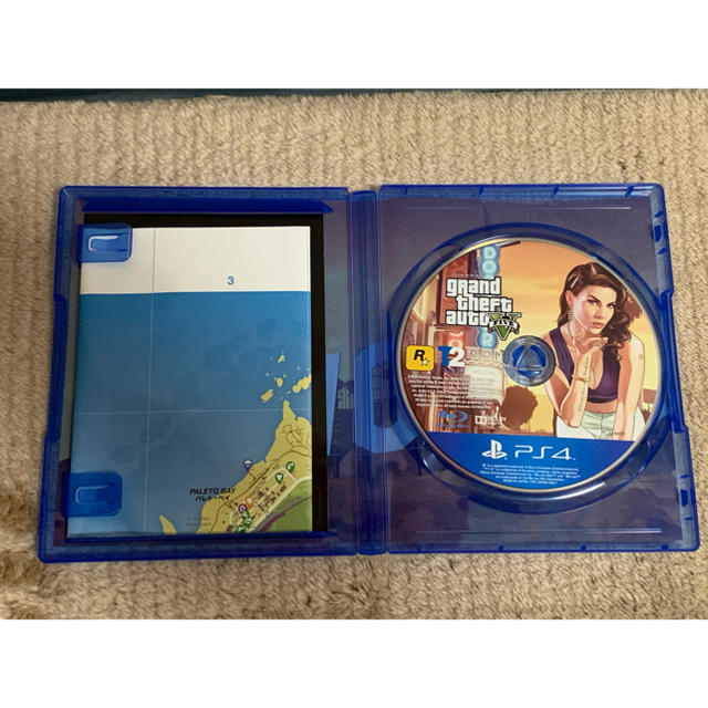 Grand Theft Auto V PS4版　グラセフ5 エンタメ/ホビーのゲームソフト/ゲーム機本体(家庭用ゲームソフト)の商品写真