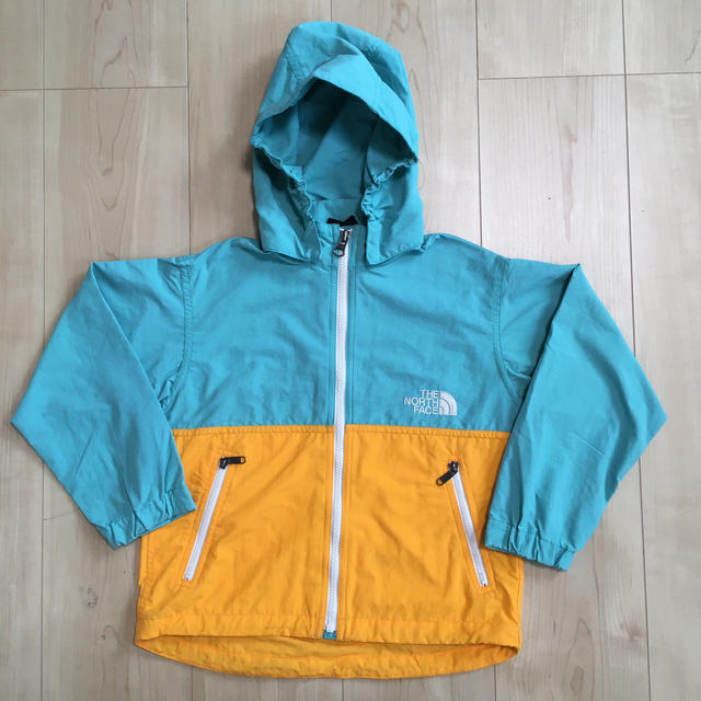 THE NORTH FACE(ザノースフェイス)のミミ子様専用ノースフェイスキッズコンパクト　110 キッズ/ベビー/マタニティのキッズ服男の子用(90cm~)(ジャケット/上着)の商品写真