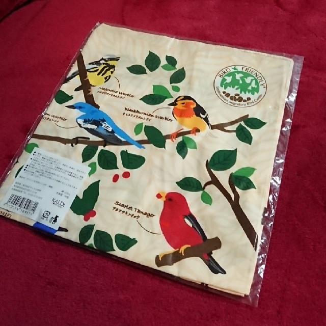 KALDI(カルディ)のカルディ  KALDI  bird friendly オリジナル大判ハンカチ レディースのファッション小物(ハンカチ)の商品写真