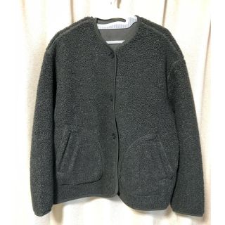 ユニクロ(UNIQLO)のユニクロ　フリース　ノーカラージャケット(ノーカラージャケット)