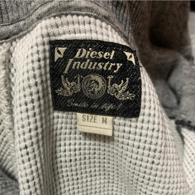 DIESEL(ディーゼル)のディーゼル　メンズ用　ライトアウター メンズのジャケット/アウター(ブルゾン)の商品写真